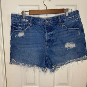 EXPRESS Boyfriend Midi Denim Shorts Womens 12 Distressed Raw Hem Relaxed Y2K